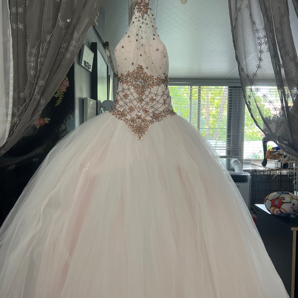 Sweet sixteenth dress